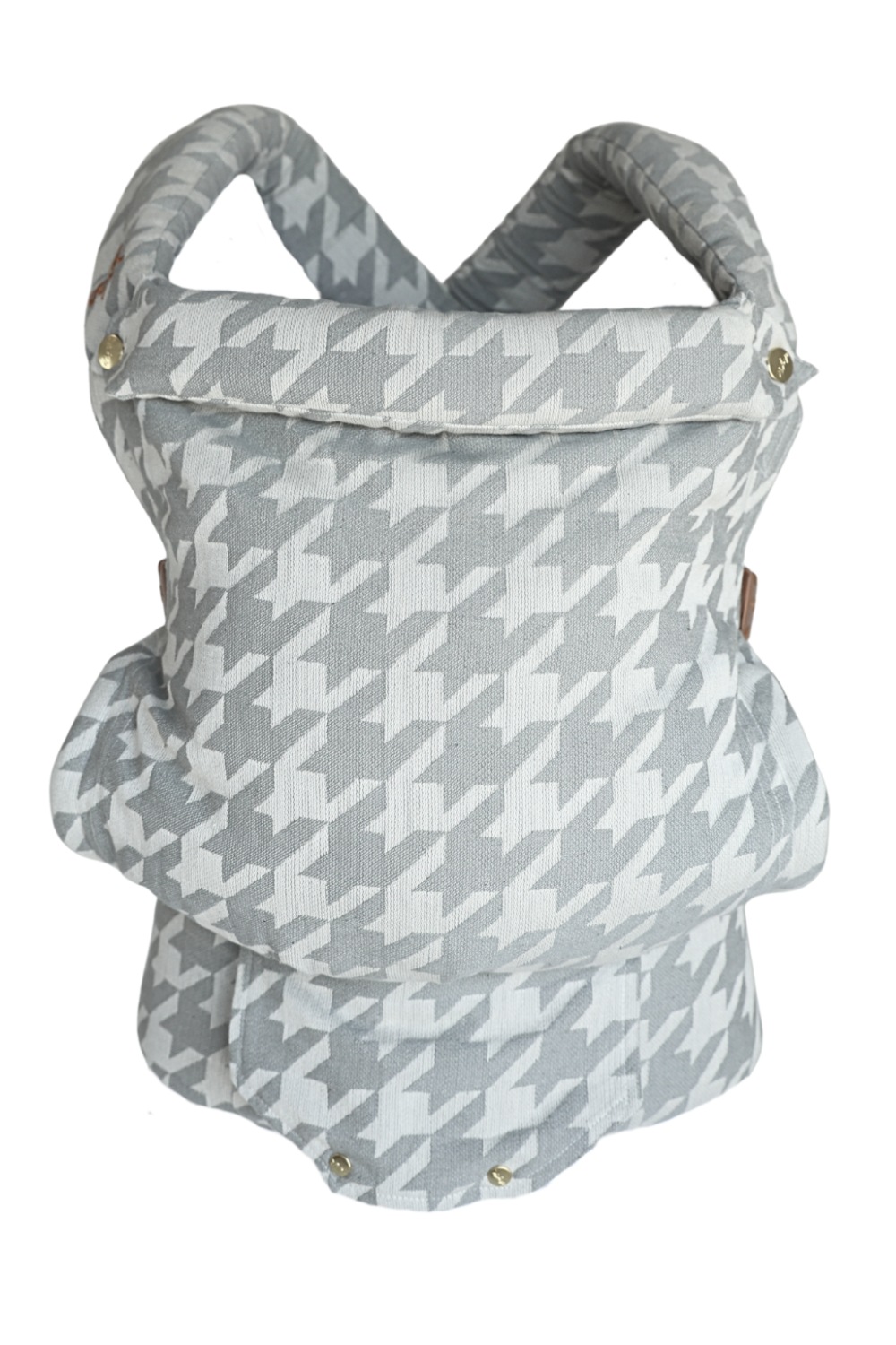 Image of the Hudson Clip Carrier 2.0 by Chekoh Baby. Grey and vintage gray white houndstooth print woven in 100% cotton jacquard. Featuring gold hardware.