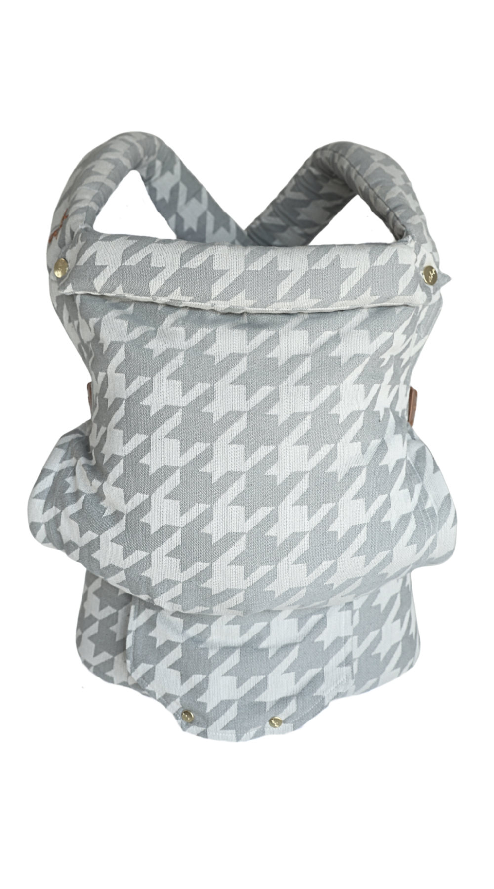 Image of the Hudson Clip Carrier 2.0 by Chekoh Baby. Grey and vintage gray white houndstooth print woven in 100% cotton jacquard. Featuring gold hardware.