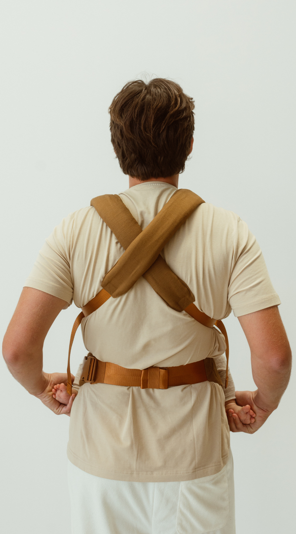 almond coloured baby clip carrier by chekoh australian owned and perfect for newborns and toddlers 