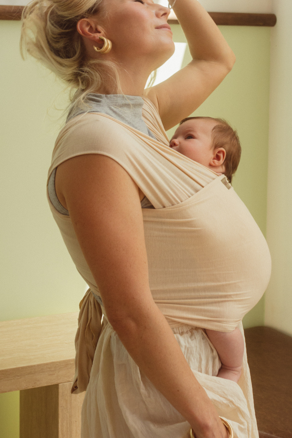 chekoh baby werap carrier for newborn in dune colour perfect sandy beige neutral 