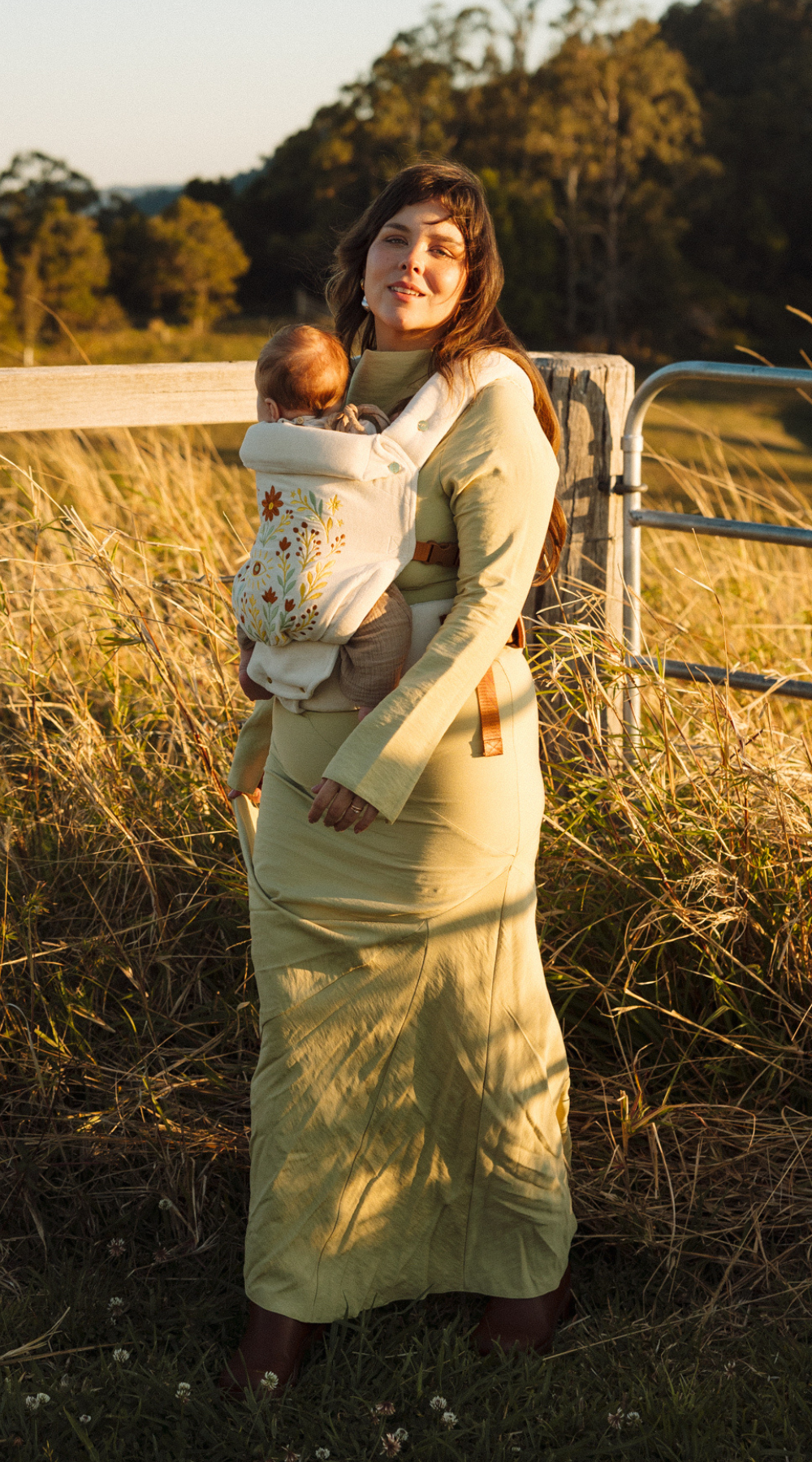 Chekoh Juni Clip Baby Carrier Folk Art Embroidered Velvet