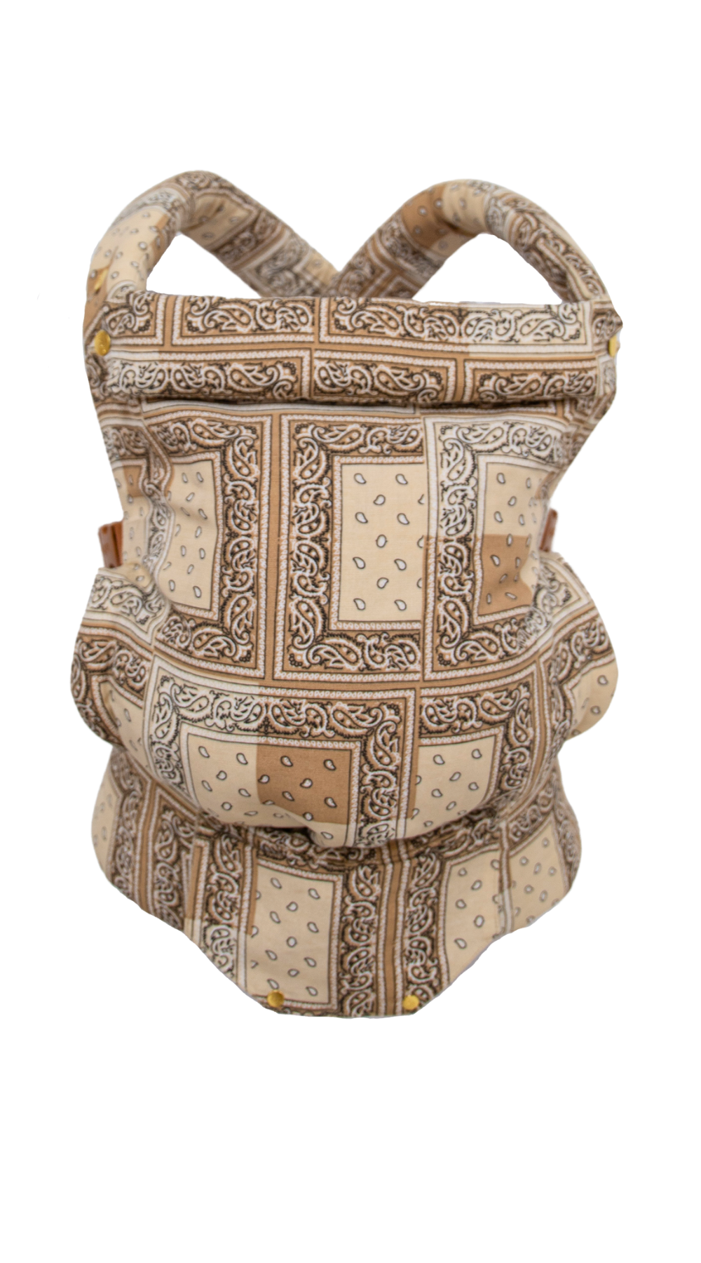 Chekoh Bandana print baby carrier, our new limited edition collection launch 2024. Neutral colours in a stylish bandana paisley print to wear your baby from newborn to toddler. Designed in Australia with super lightweight and cool bamboo and linen fabric blend.