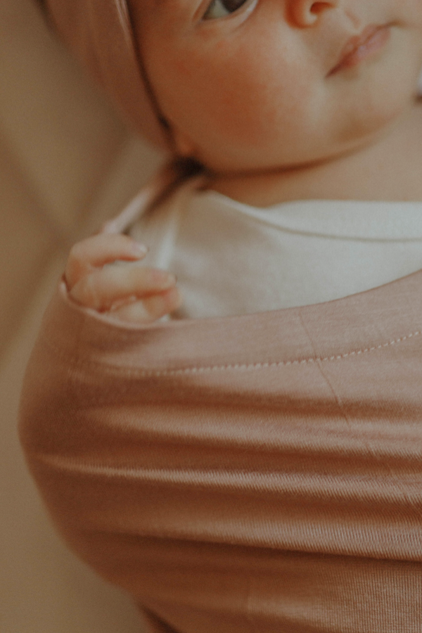 cinta neutral beige newborn baby pocket chekoh swaddle bamboo