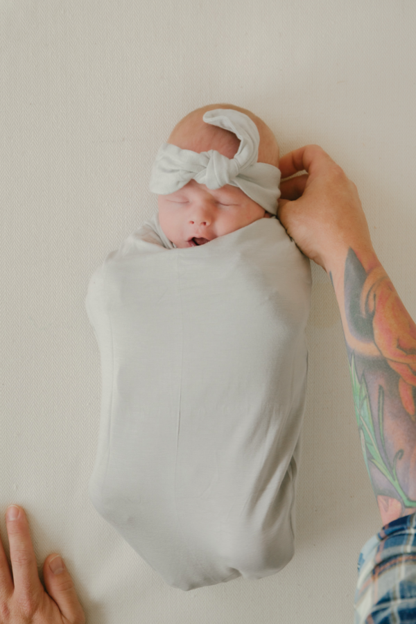 baby swaddle pocket birth announcement newborn beanie bow bamboo chekoh